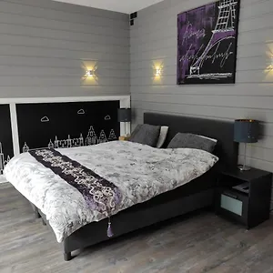 Kuai Guestroom Bed and breakfast Brujas